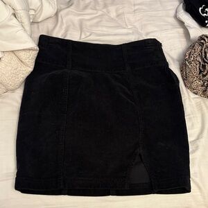 Kohl's Elegant Black Pencil Skirt